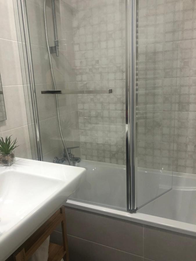 Habitacion Con Bano Privado Бильбао Экстерьер фото